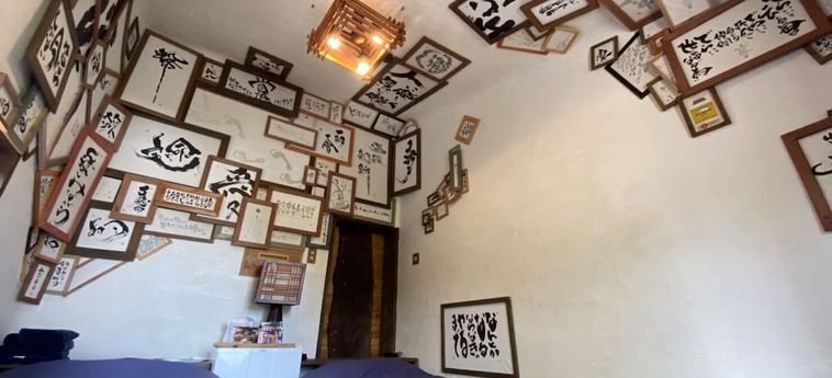 Cafe Bar &Amp; Hostel Gome Iles Okinawa - Okinawa Prefecture : Photo 