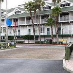 HOLIDAY INN HOTEL & SUITES HARBOURS 3 Stars