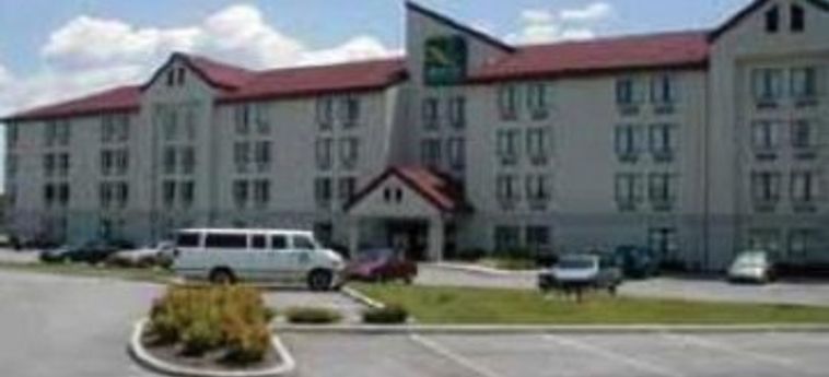Hotel RED ROOF INN & SUITES INDIANAPOLIS AIRPORT