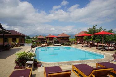 Hotel Shwe Inn Tha Floating Resort Inle: Photo 