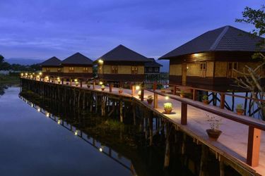 Hotel Shwe Inn Tha Floating Resort Inle: Photo 