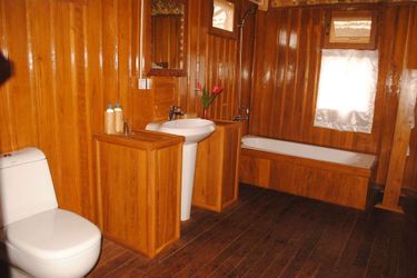 Hotel Golden Island Cottage (Tale-U) Inle: Photo 