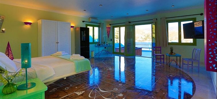 Hotel Agalia Luxury Suites:  IOS - CYCLADES ISLANDS