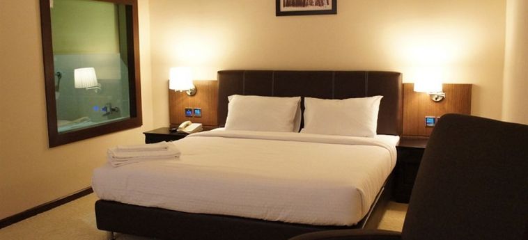 Kinta Riverfront Hotel & Suites:  IPOH