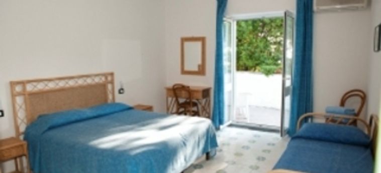 Hotel Villa Le Magnolie:  ISCHIA ISLAND - NAPLES