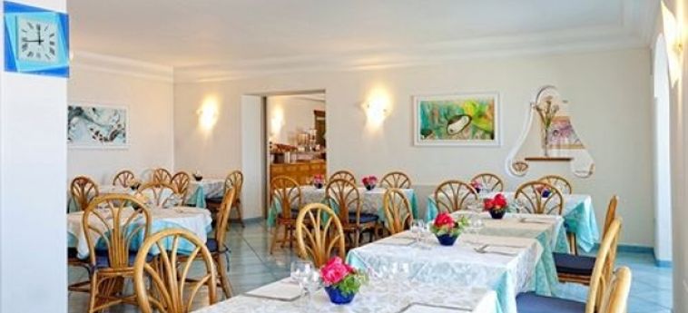 Hotel Residence La Rosa:  ISCHIA ISLAND - NAPLES