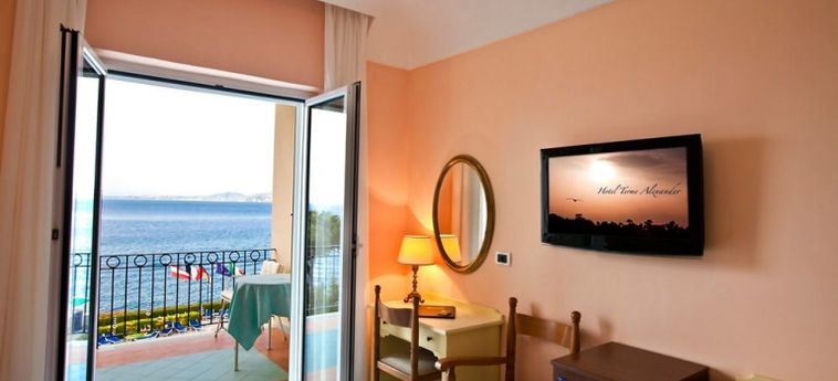 Hotel Terme Alexander:  ISCHIA ISLAND - NAPLES