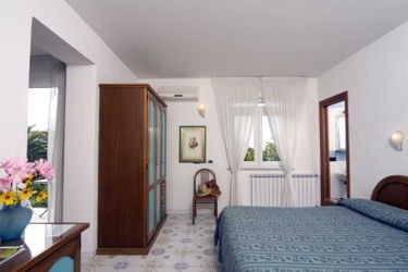 Hotel Gemma:  ISCHIA ISLAND - NAPLES
