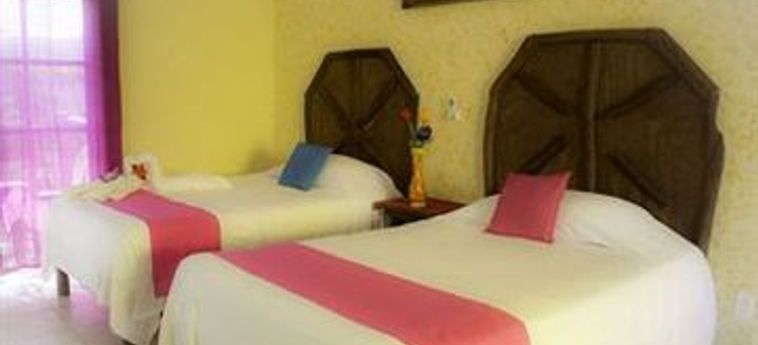 Hotel Paraiso Mexicano:  ISLA MUJERES
