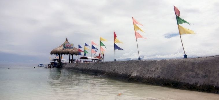 Hotel Punta Del Sol Beach Resort:  ISLAND GARDEN CITY OF SAMAL