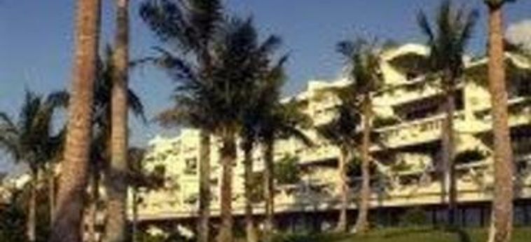 Hotel Moon Beach Okinawa:  ISLAS OKINAWA - OKINAWA PREFECTURE 