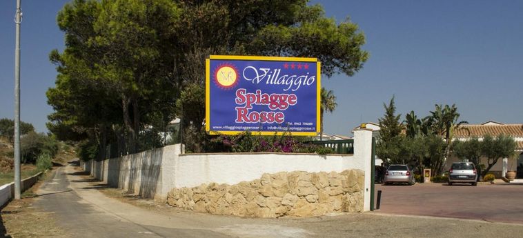 Hotel Villaggio Spiagge Rosse:  ISOLA CAPO RIZZUTO - CROTONE