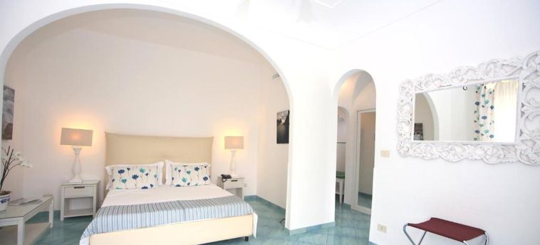Hotel Villa San Felice:  ISOLA DI CAPRI - NAPOLI