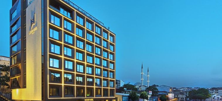 Hotel Naz City:  ISTANBUL
