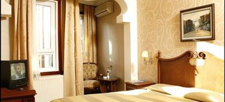 Hotel Azade:  ISTANBUL