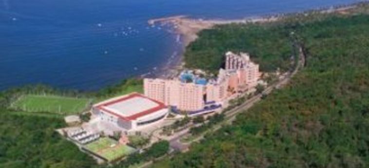 Hotel Azul Ixtapa Beach Resort & Convention Center:  IXTAPA
