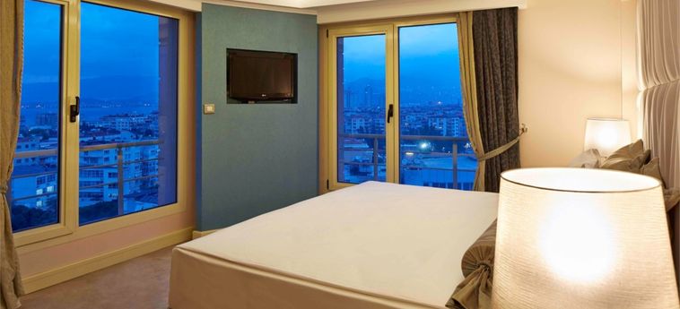 Hotel Doubletree By Hilton Izmir - Alsancak:  IZMIR