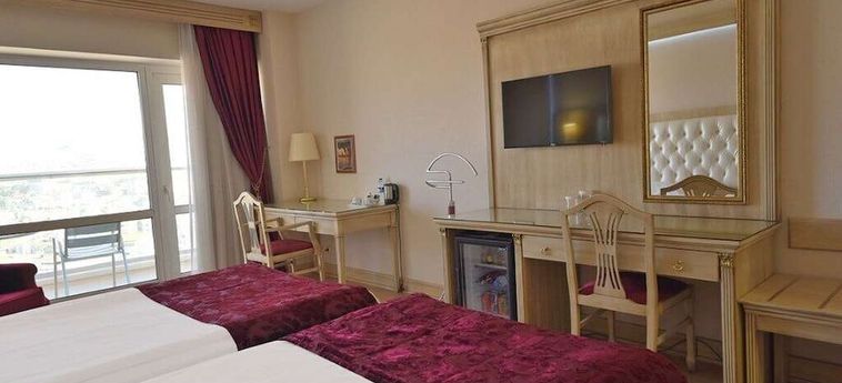 Ege Palas Business Hotel :  IZMIR