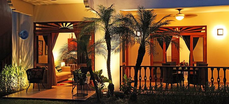 Hotel Best In Jaco Beach Front Luxury Condos:  JACO - PUNTARENAS