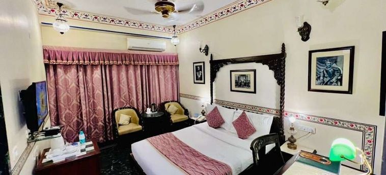 Hotel Umaid Mahal:  JAIPUR