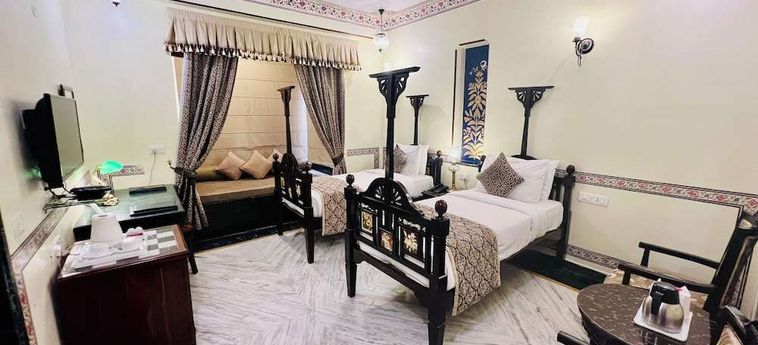 Hotel Umaid Mahal:  JAIPUR