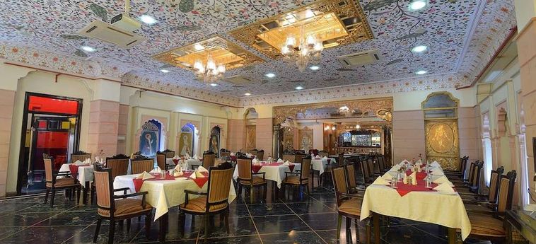 Hotel Umaid Mahal:  JAIPUR
