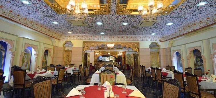 Hotel Umaid Mahal:  JAIPUR