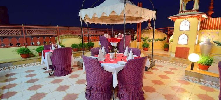 Hotel Umaid Mahal:  JAIPUR