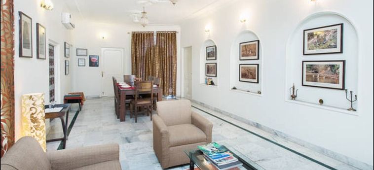 Hotel Pratap Bhawan Home Stay:  JAIPUR