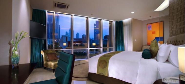 Hotel The Grove Suites:  JAKARTA