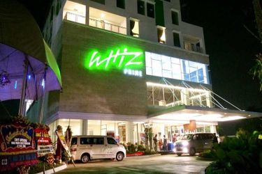 Hotel Whiz Prime Cifest Cikarang:  JAKARTA