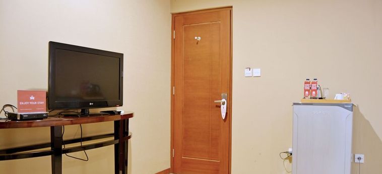 Hotel Zen Rooms W Home Cipete Jakarta: Foto 