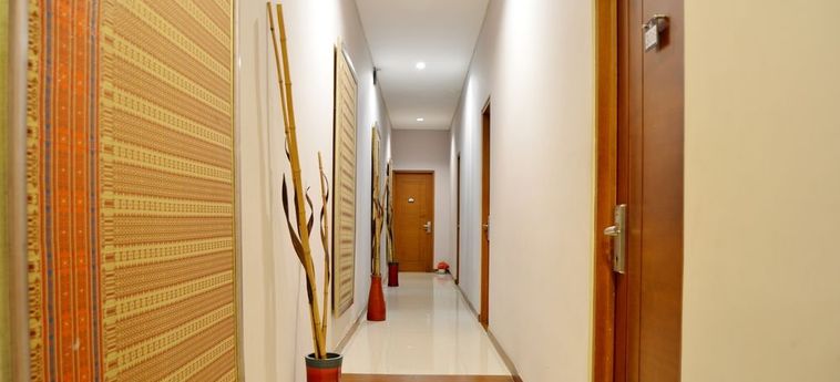 Hotel Zen Rooms W Home Cipete Jakarta: Foto 