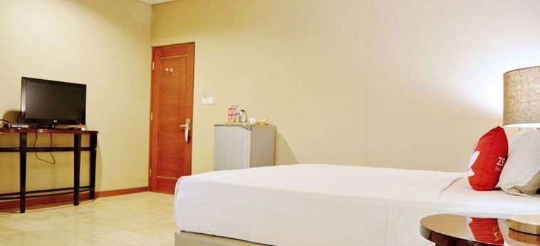 Hotel Zen Rooms W Home Cipete Jakarta: Foto 