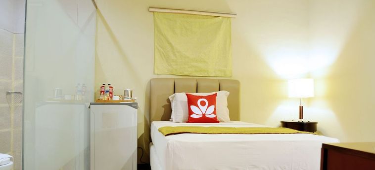 Hotel Zen Rooms W Home Cipete Jakarta: Foto 
