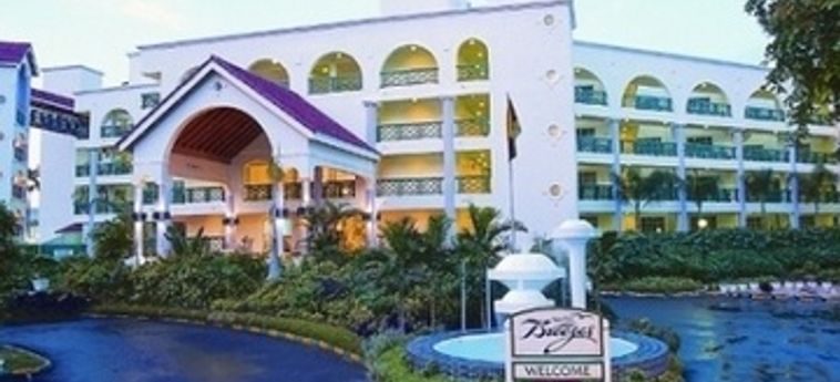 Hotel Breezes Montego Bay:  JAMAICA