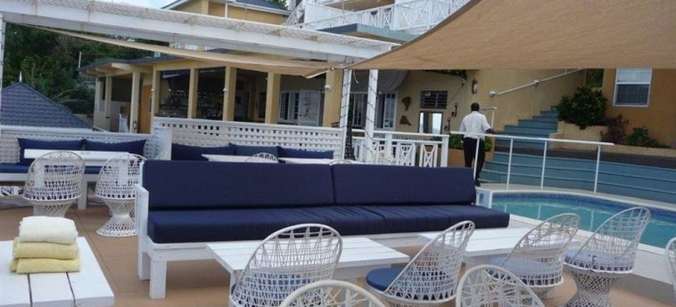 Hotel Moxons Beach Club:  JAMAICA