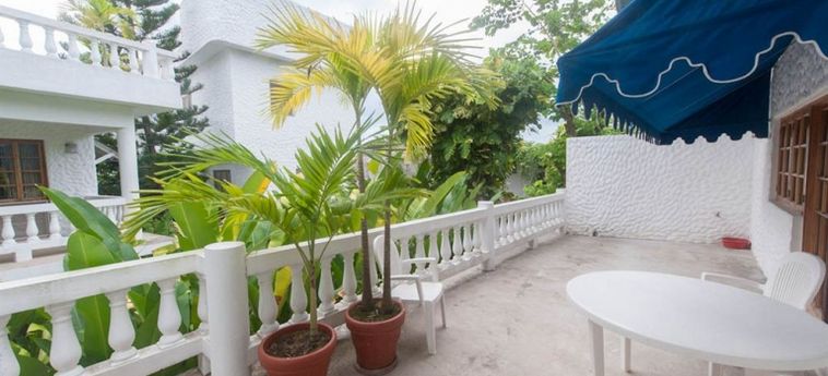 Beach House Villas:  JAMAICA