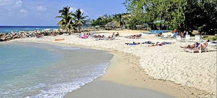 Carib Beach Apartments:  JAMAICA