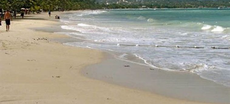 Hotel Secrets Cabins On Negril Beach:  JAMAICA