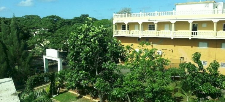 Hotel Mom's Village Resort:  JAMAICA