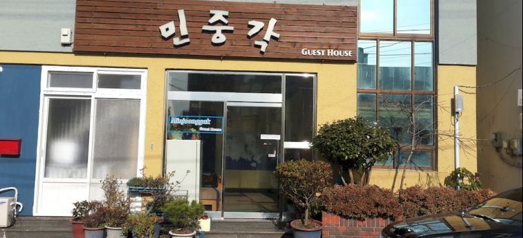 Minjoonggak Guesthouse:  JEJU