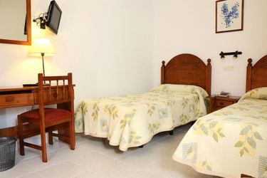 Hotel El Coloso (Room Only):  JEREZ DE LA FRONTERA