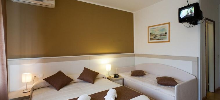 Hotel Canarie:  JESOLO - VENICE