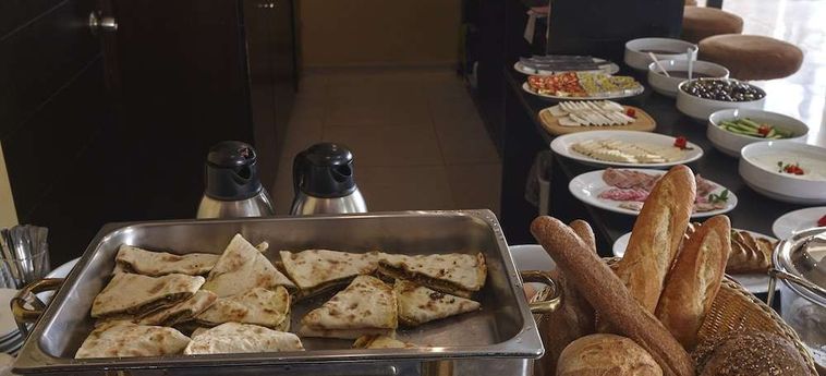 Hotel Zoukotel Jounieh: Foto 