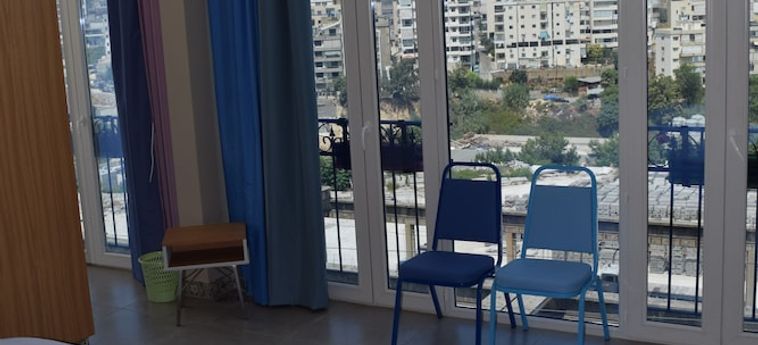 Damask Rose, Lebanese Guest House Jounieh: Foto 