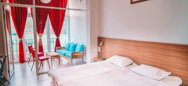 Damask Rose, Lebanese Guest House Jounieh: Foto 