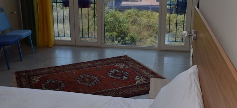Damask Rose, Lebanese Guest House Jounieh: Foto 