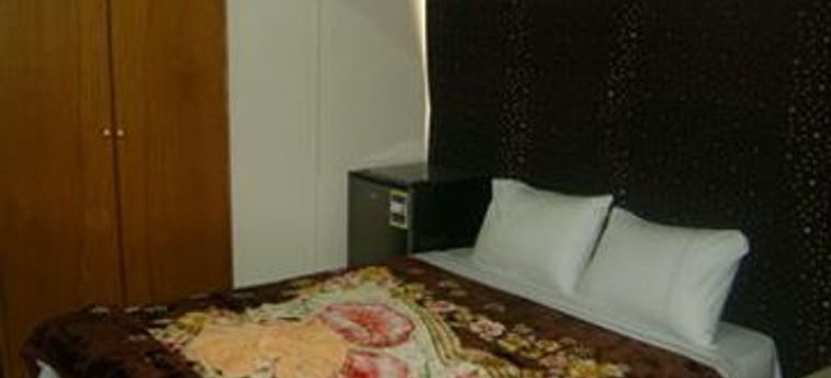 Isis Hotel 2 - Hostel:  KAIRO