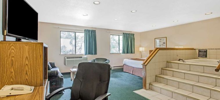 Hotel Super 8 By Wyndham Kamloops On The Hill Kamloops: Foto 